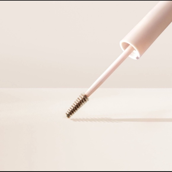 Rare Beauty by Selena Gomez
Brow Harmony Precision Eyebrow Pencil Ash Gray NIB - Picture 4 of 7